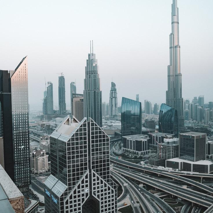 Family routine and school logistics in Milan